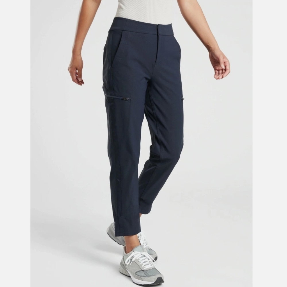 Athleta Wander Hybrid Navy Pants Sz 4T Inseam 31"